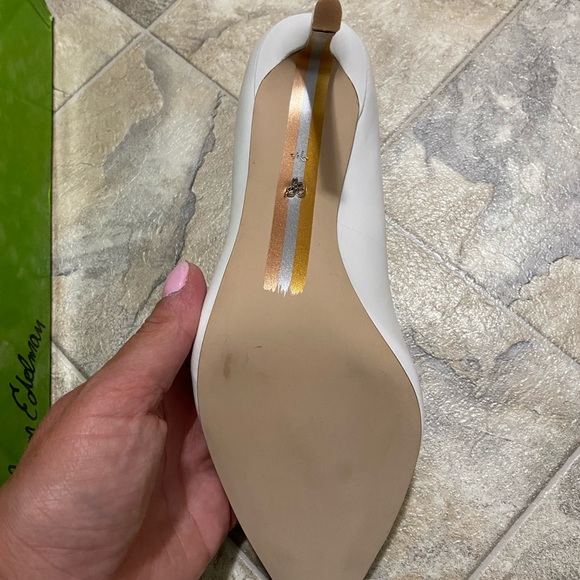 Brand new heels with box  9 1/2. - Picture 4 of 7